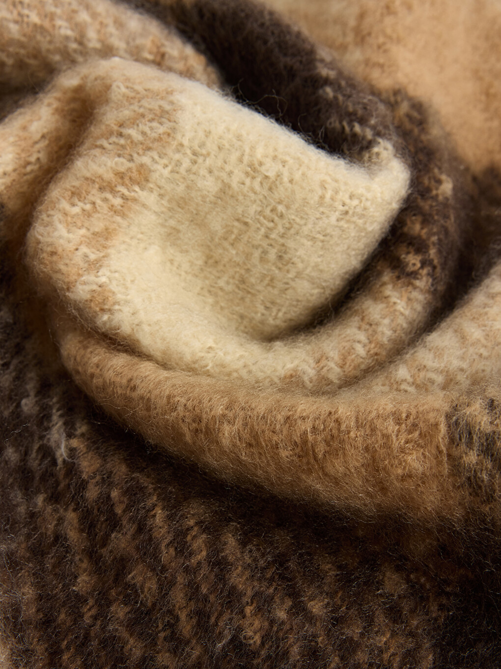 Man Brown Scarf-2