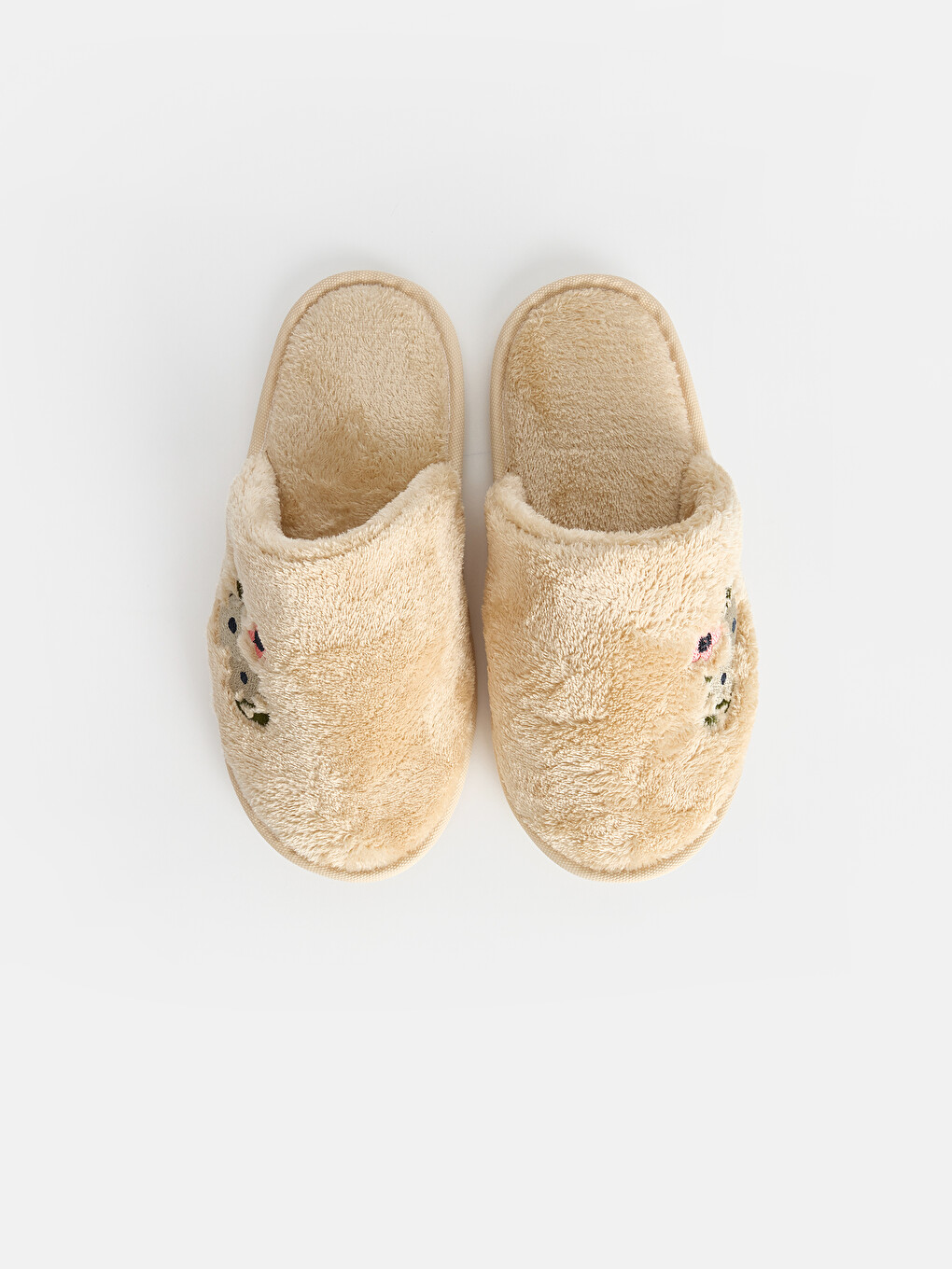 Flower Embroidered Women's Slipper-2
