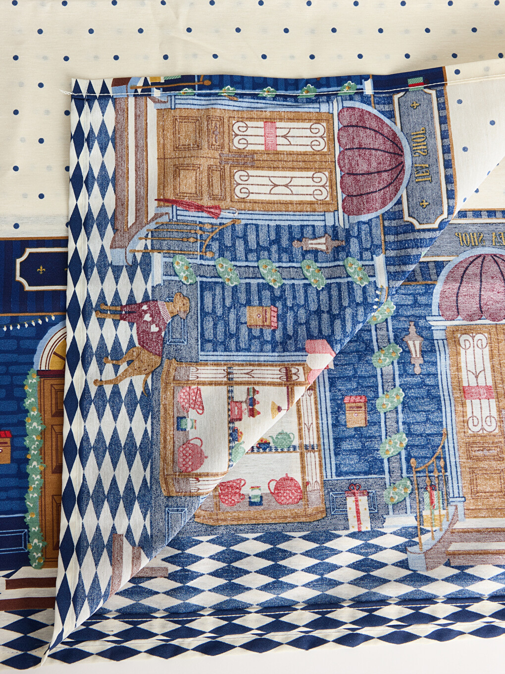 Karışık Desenli Masa Örtüsü 150x200 Cm-3