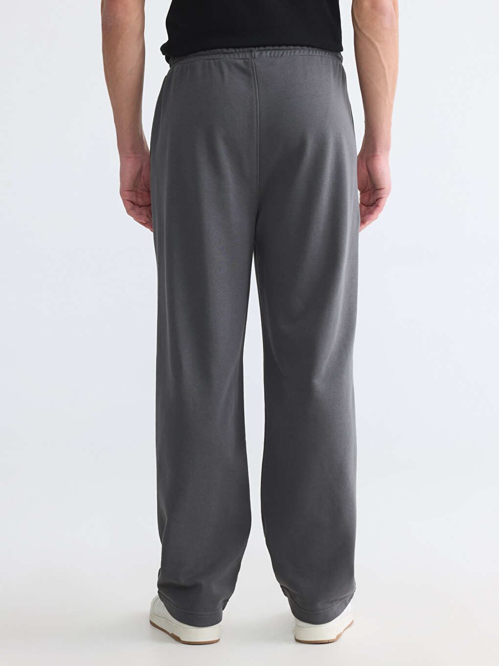 Relaxed Fit Men's Sweatpants-3