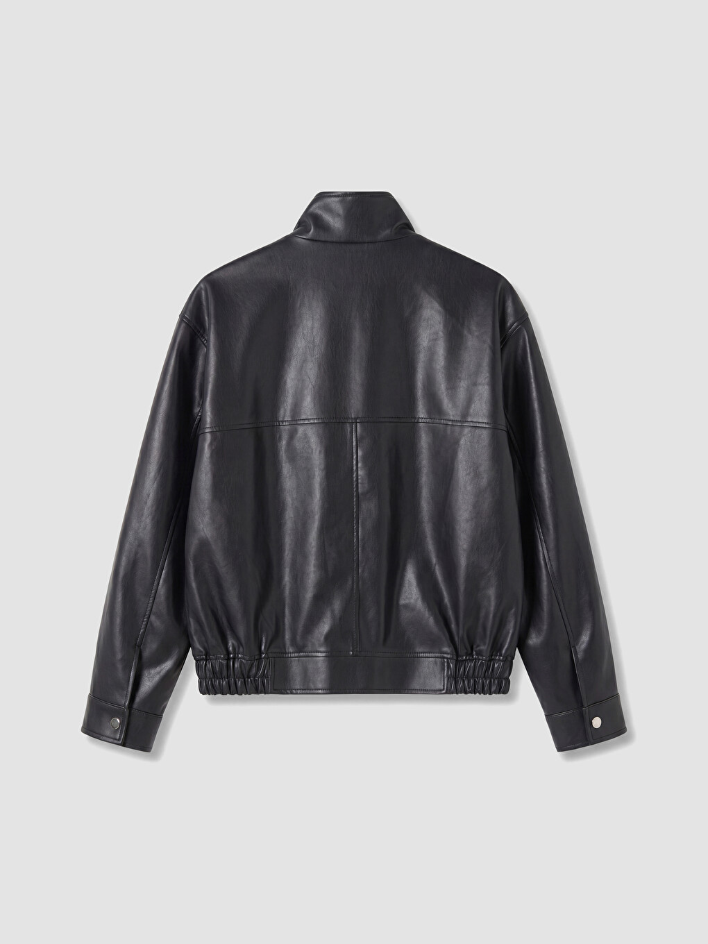 Frau Schwarz Kunstlederjacke-8