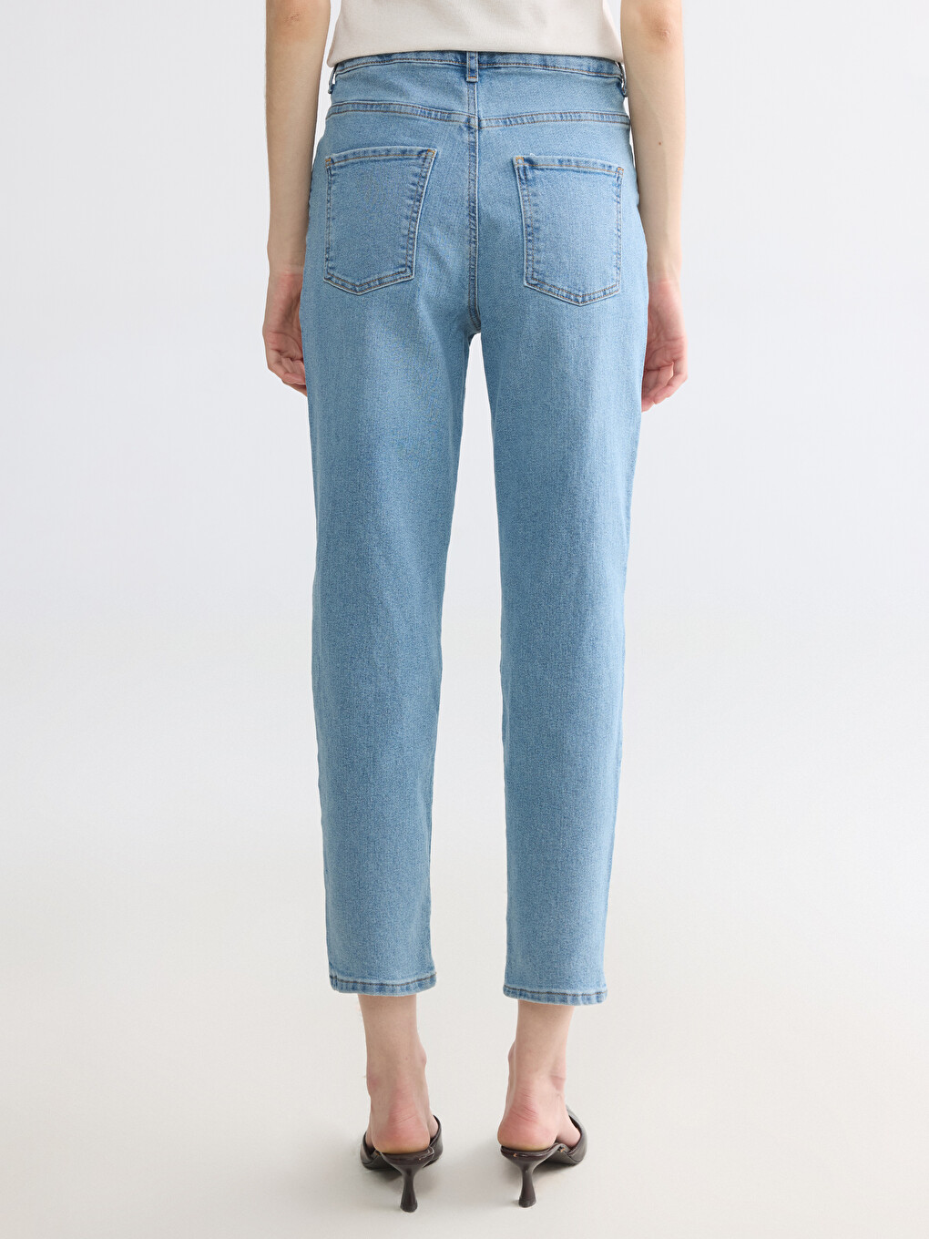 İndigo Mom Fit Kadın Jean Pantolon-3