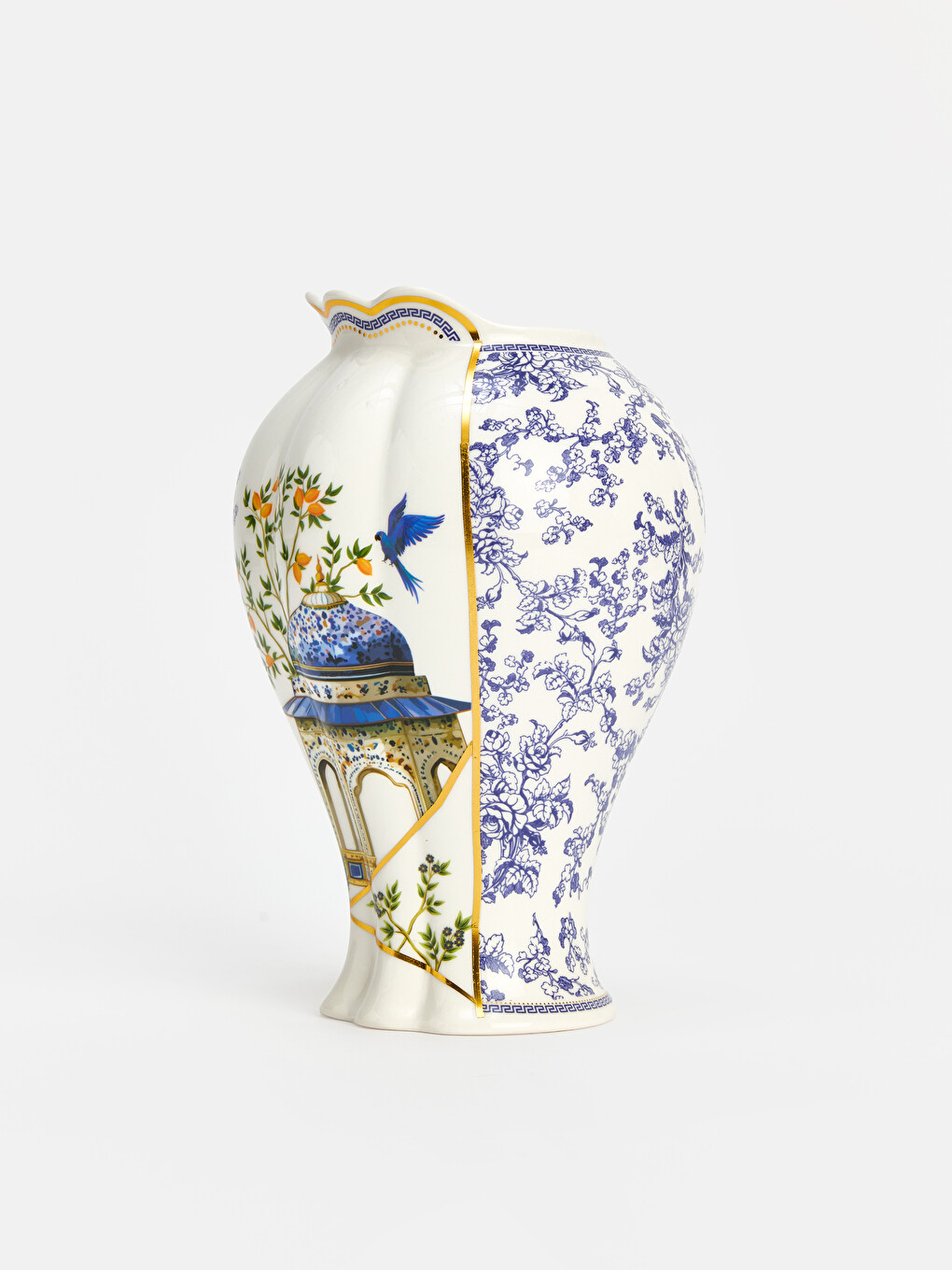 Ruffled Flower Patterned Vase-3