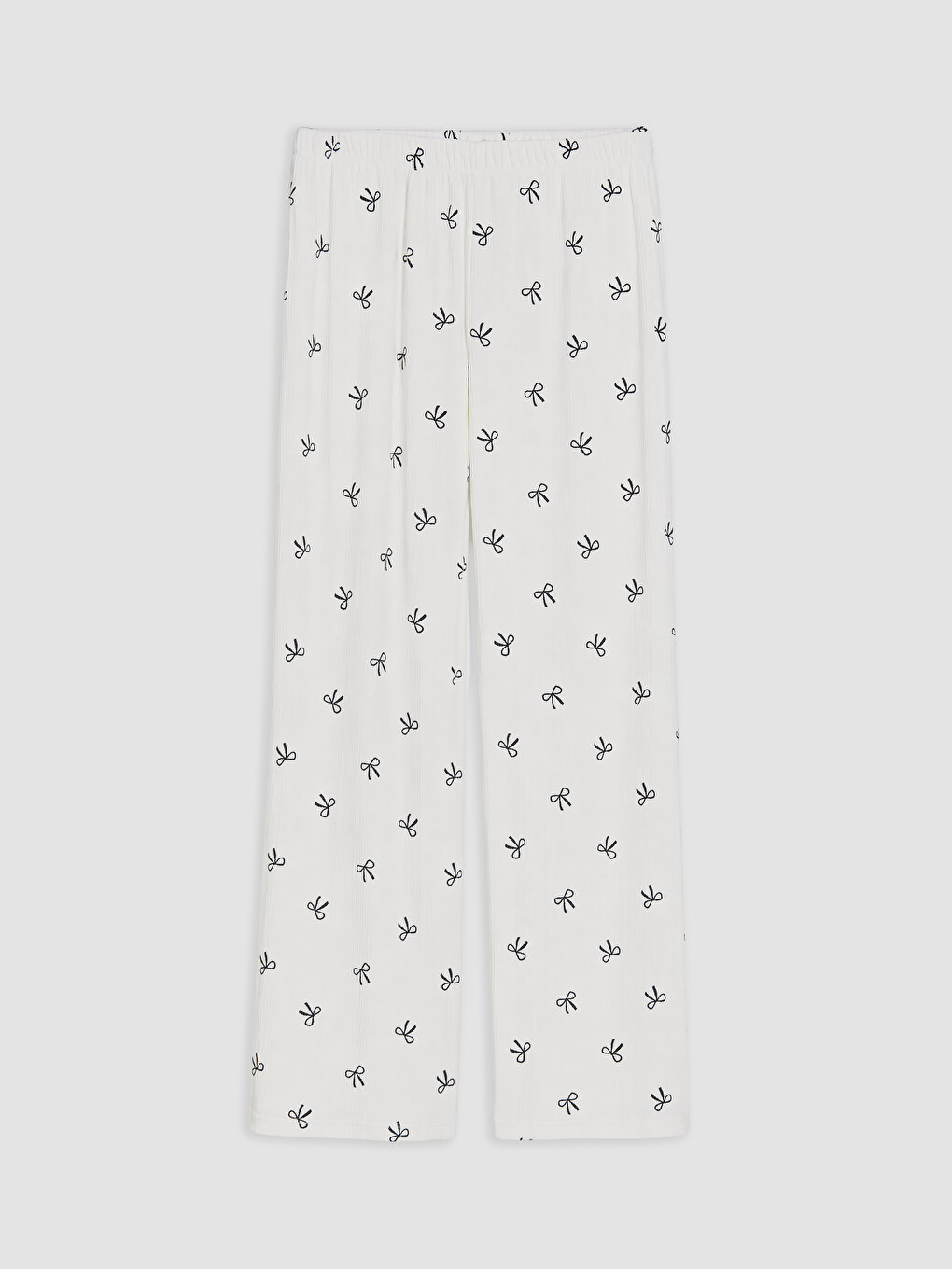 Beyaz Fiyonk Baskılı Kadın Kadife Pijama Takımı-7
