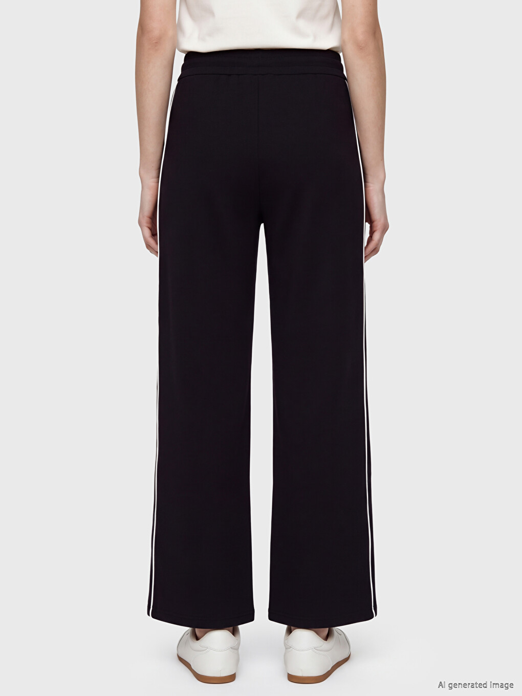 Striped Detail Soft Touch Women's Sweatpants-4