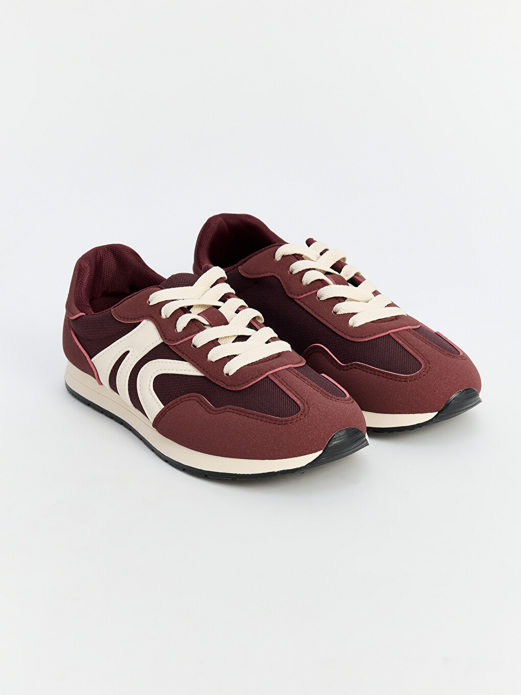 Laced Women's Sneaker