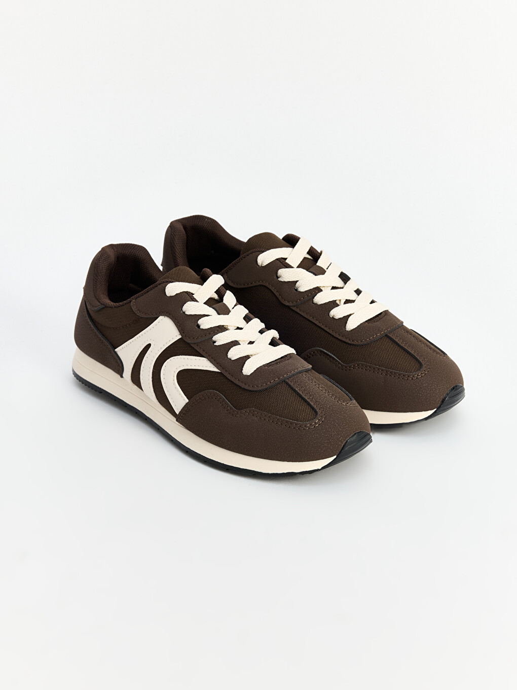 Laced Women's Sneaker