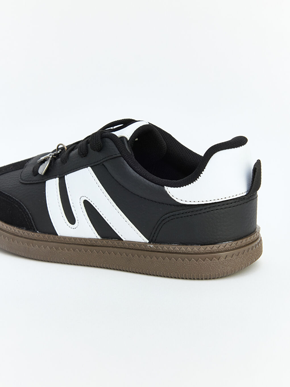 Siyah Suni Deri ve Süet Detaylı Kız Çocuk Sneaker-4