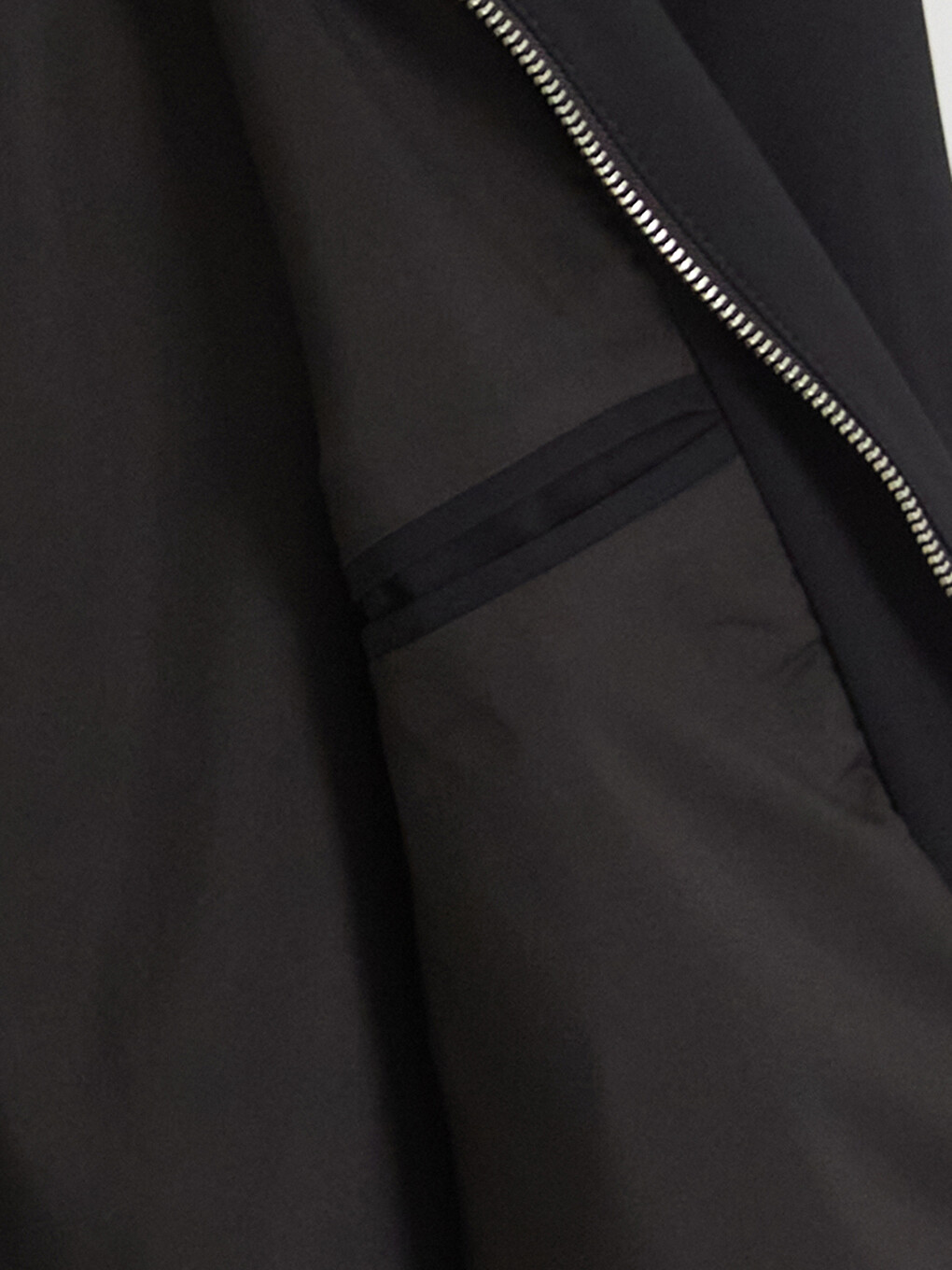 Siyah Regular Fit Armürlü Erkek Gömlek-5