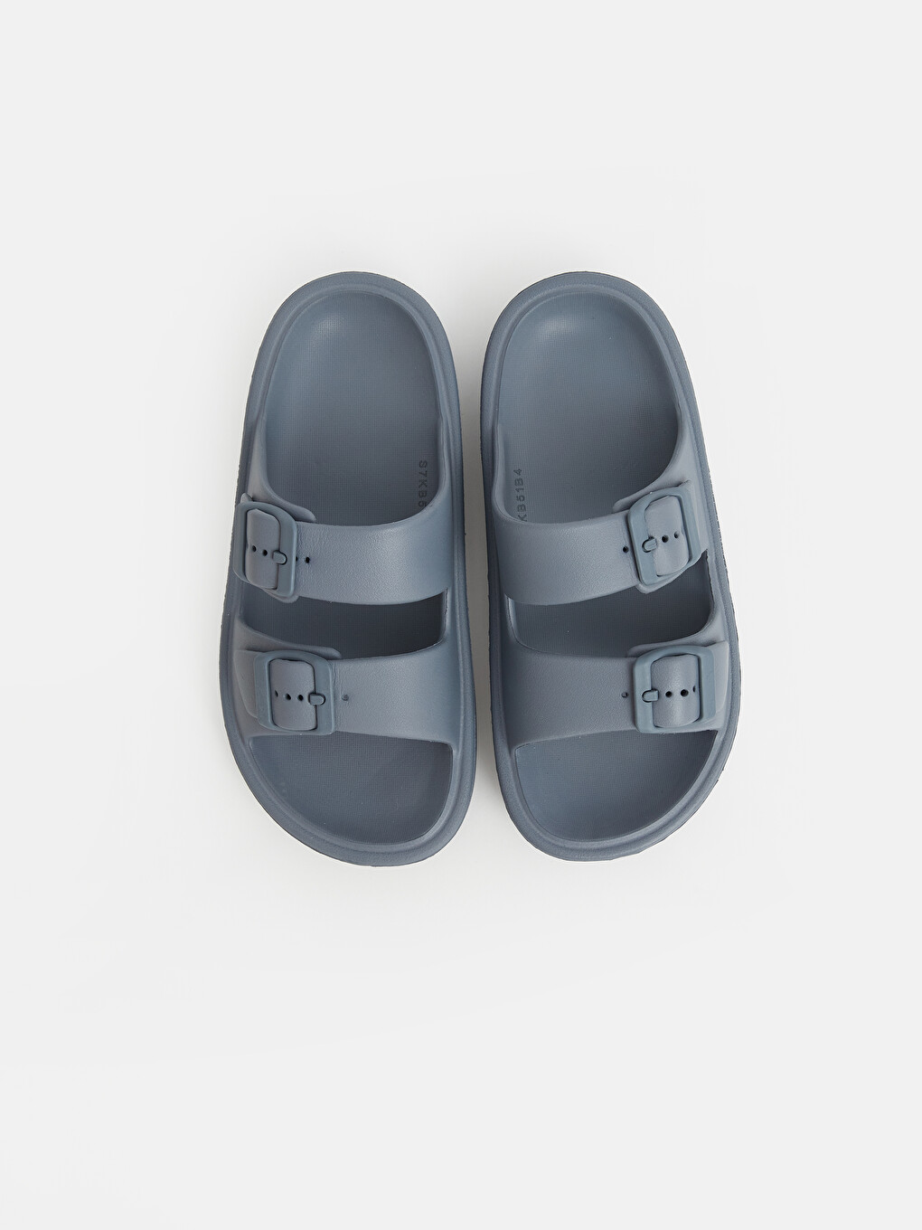 Double Strapped Male Slipper-2
