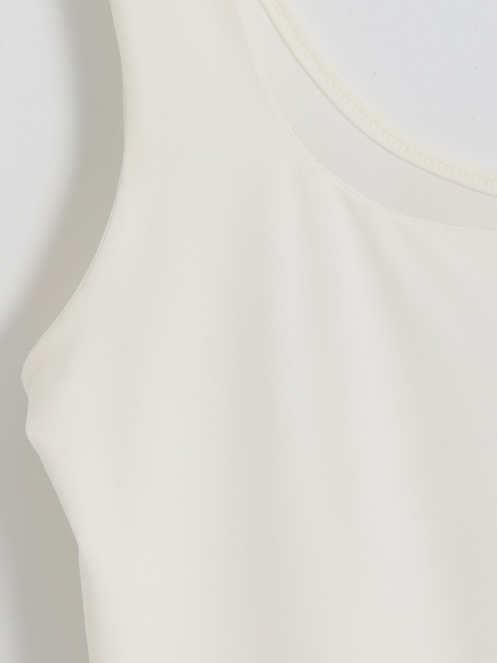 Woman Ecru Vest-1