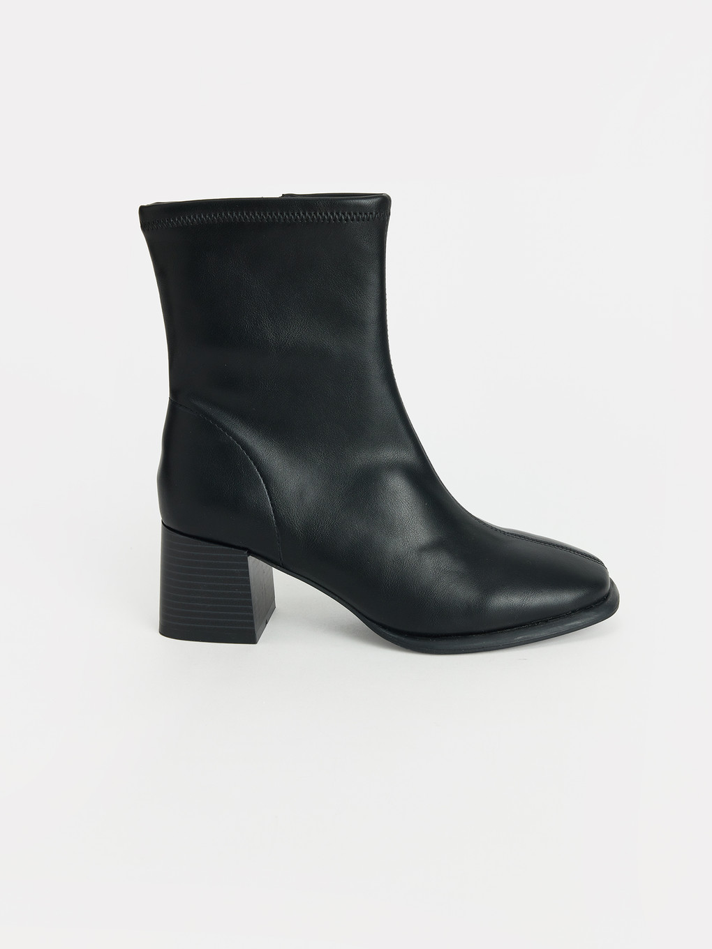 Woman Black Boots-1