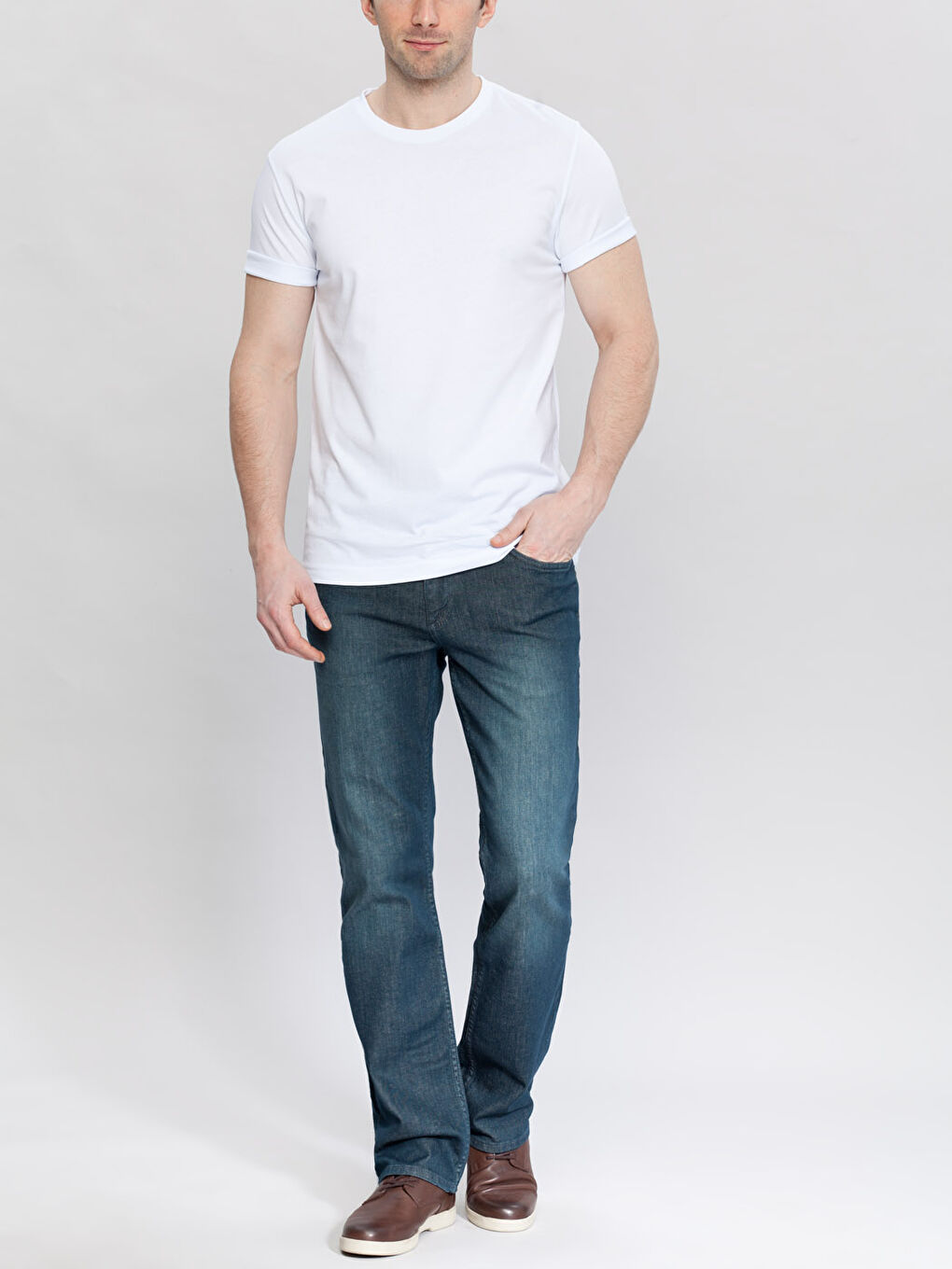 Beyaz Bisiklet Yaka Basic Kısa Kollu Pamuklu Tişört-5