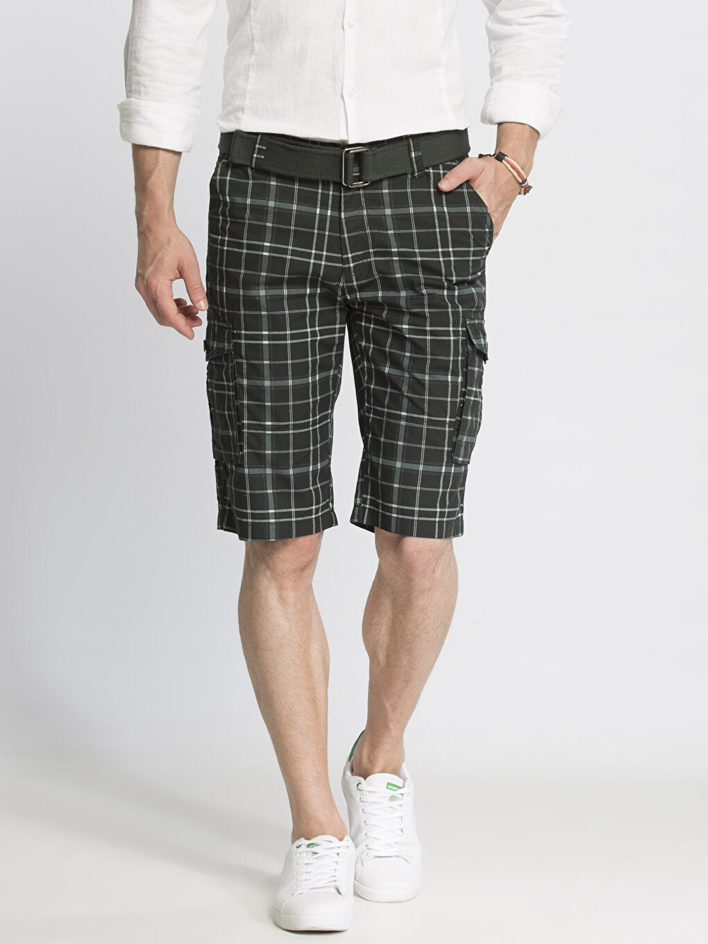 XSIDE Man Green Cargo Shorts - 6Y5262Z8-989 - LC Waikiki