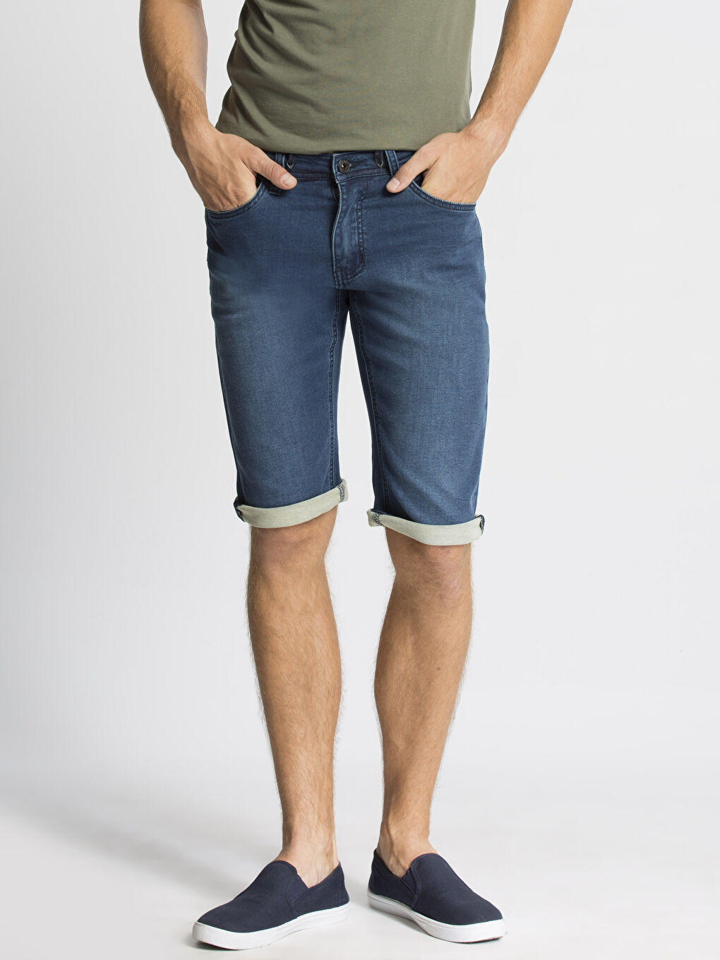 Orta İndigo Rodeo Jean Şort