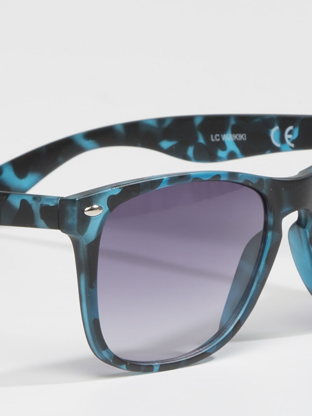 Yeşil Güneş Gözlüğü-3