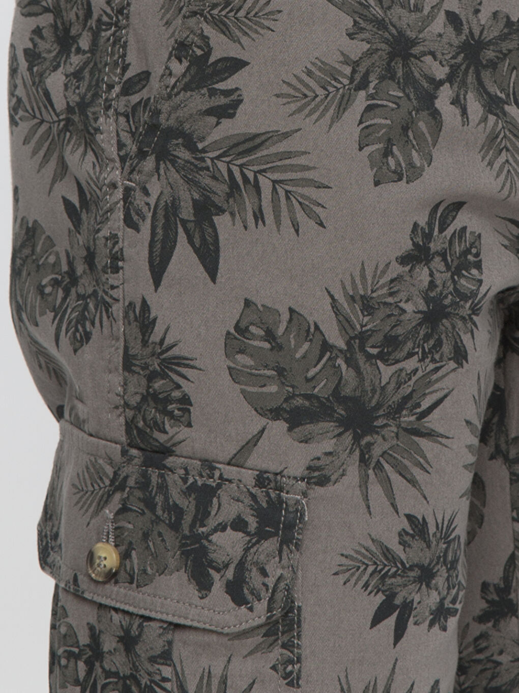 Siyah Baskılı Şort-3