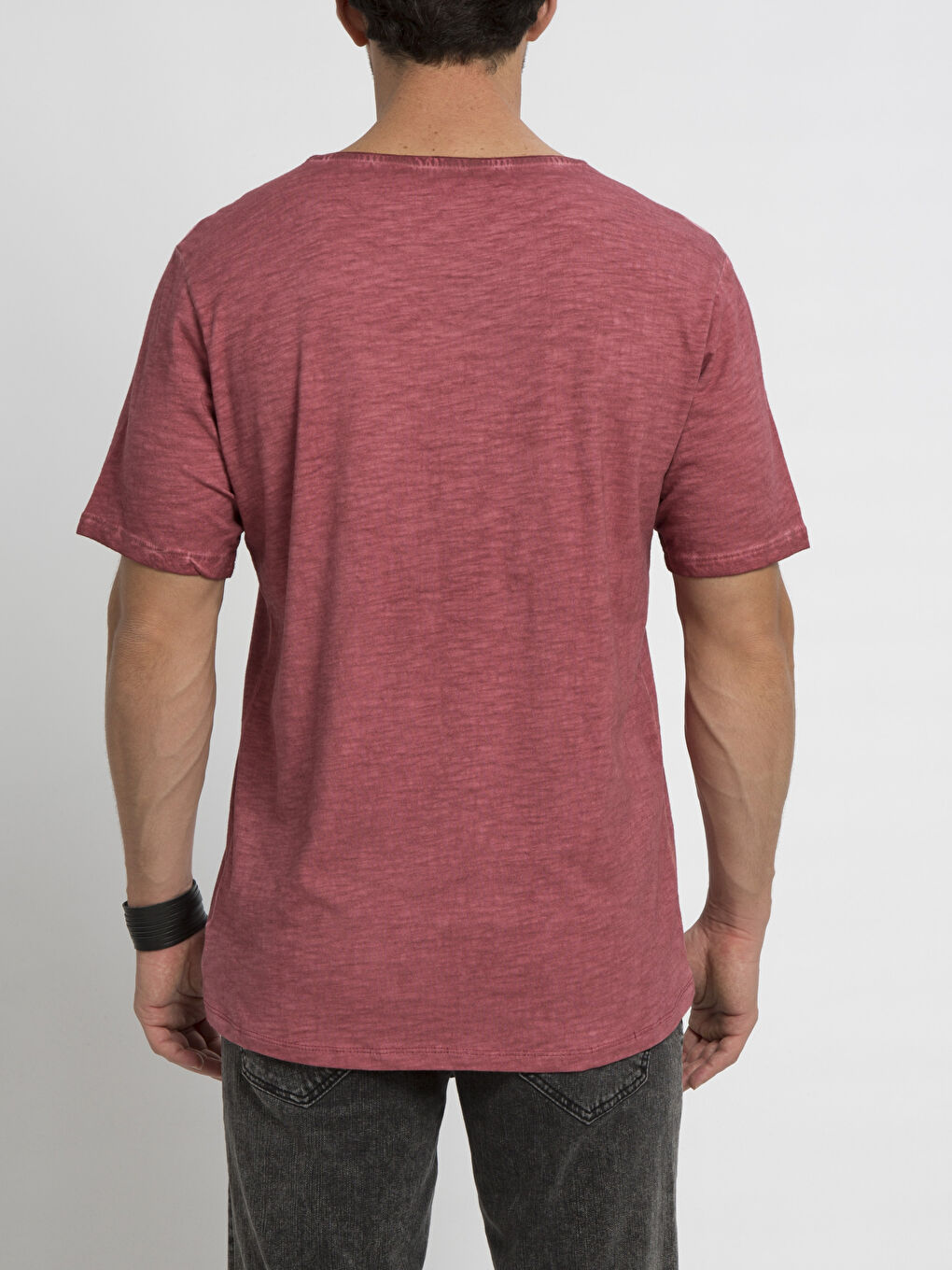 Kırmızı Tişört-1