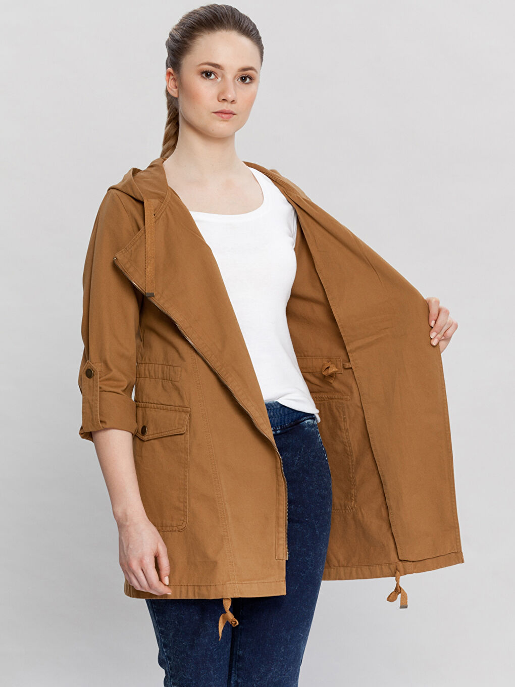 Bej Kapüşonlu Düz Uzun Kollu Kadın İnce Mont-1