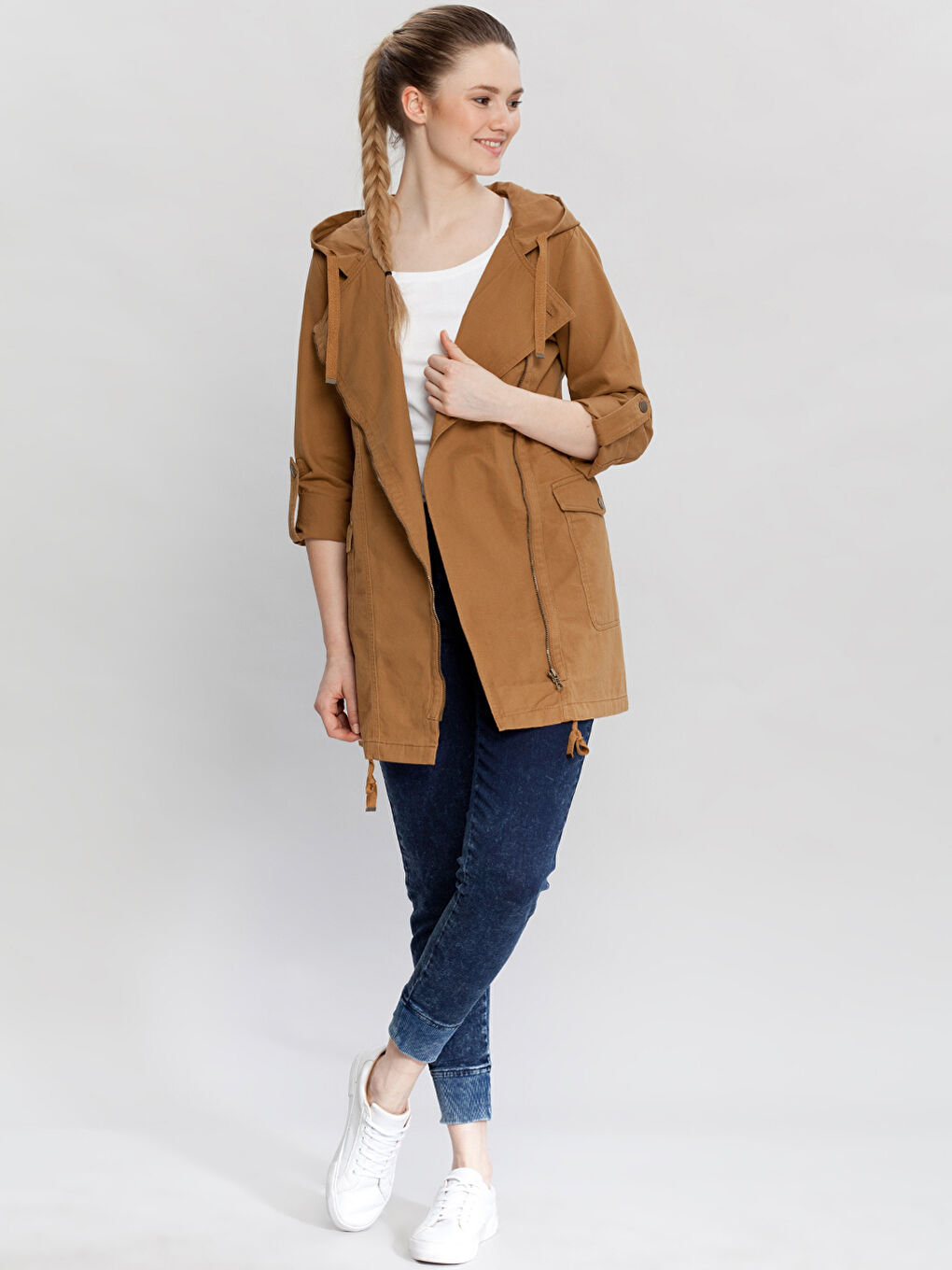 Bej Kapüşonlu Düz Uzun Kollu Kadın İnce Mont-3