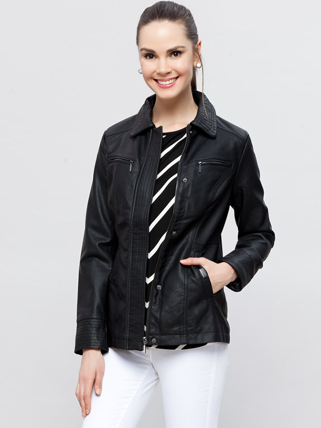 Yeni Siyah Deri Görünümlü Mont