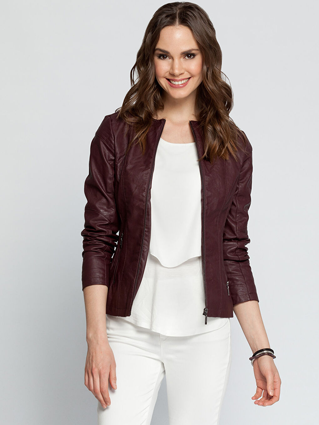 Bordo Deri Görünümlü Mont