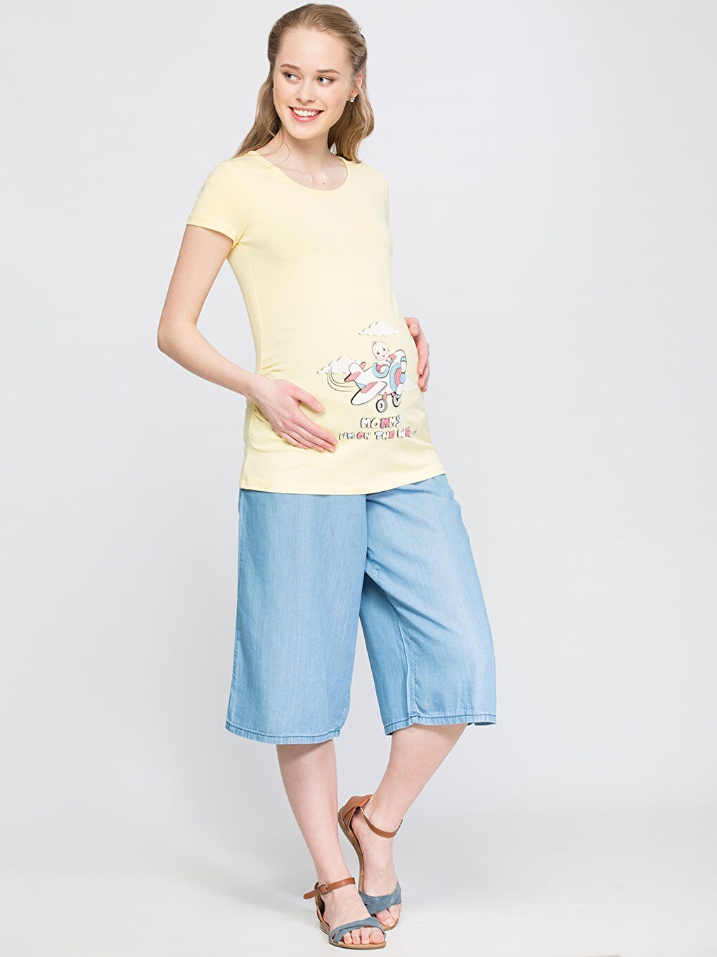 ქალი მუქი ლურჯი ჯინსის კაპრი-2