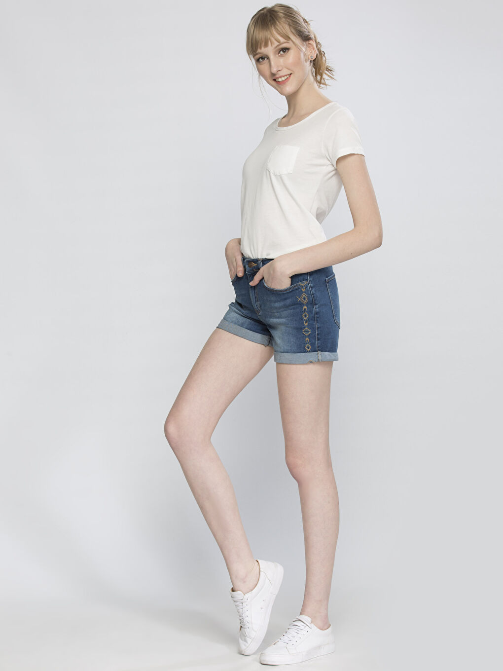 İndigo Koyu Rodeo Jean Şort-2