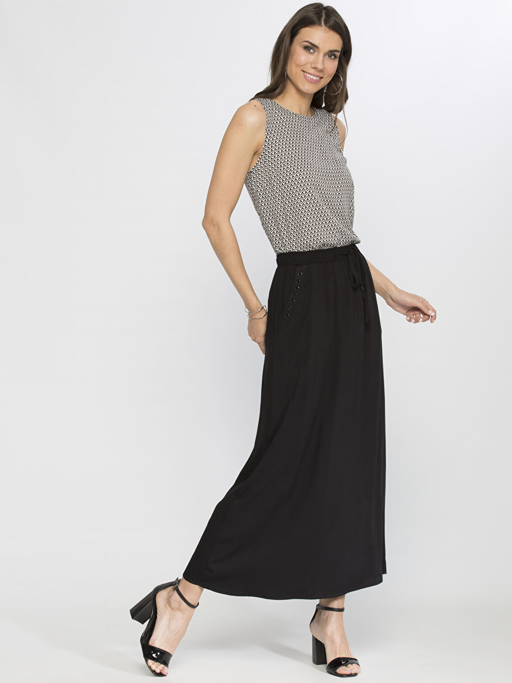 Woman BLACK Skirt-2