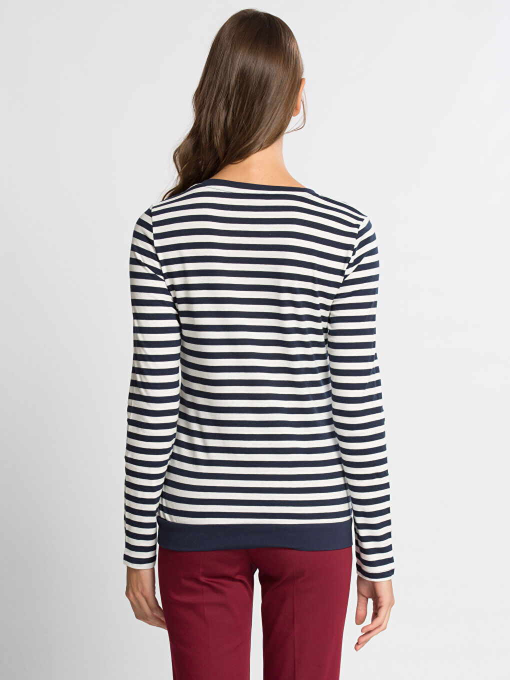 Beyaz-Açık Gri-Koyu Mavi Tişört-1