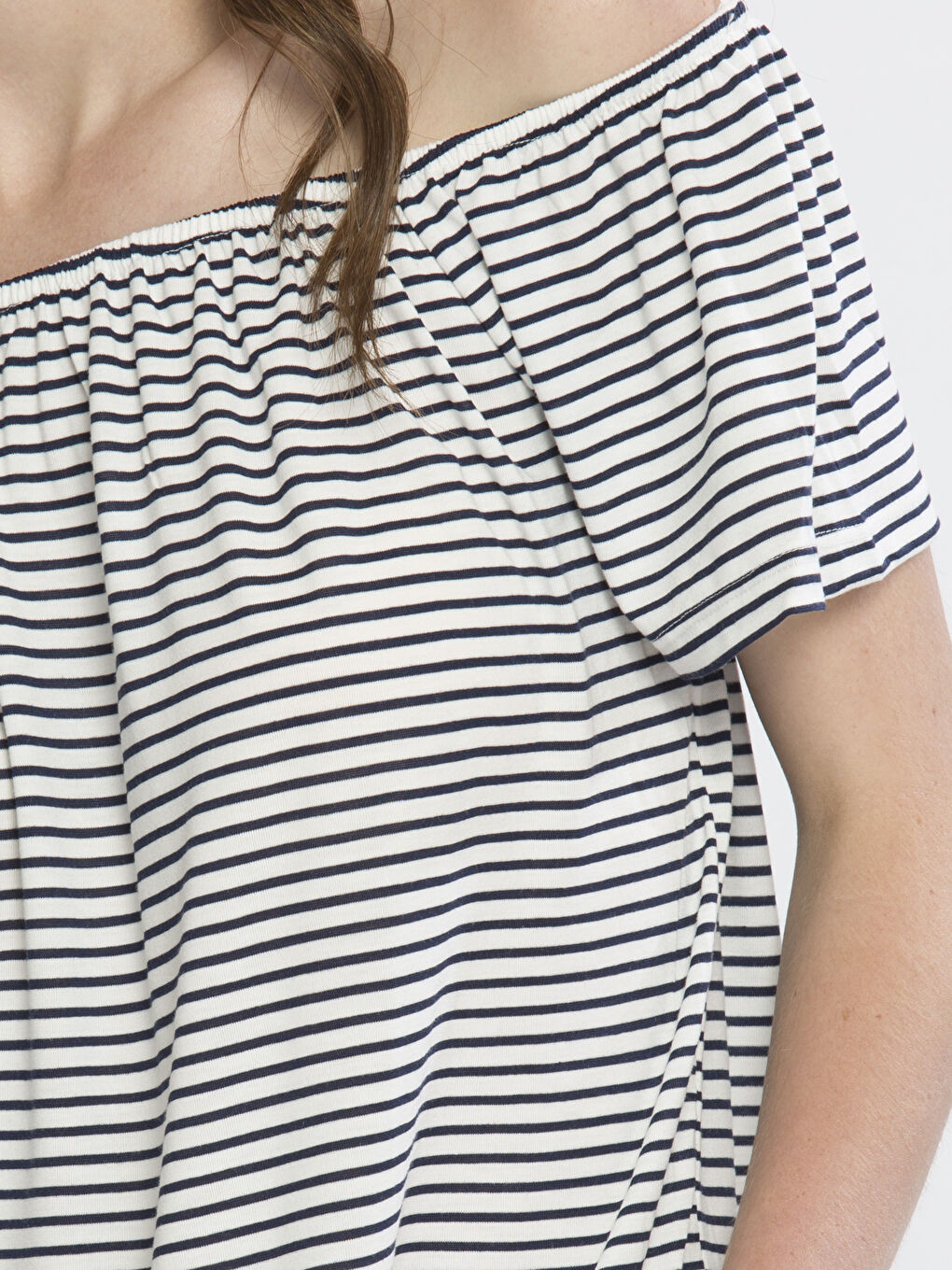 Beyaz-Açık Gri-Koyu Mavi Tişört-3