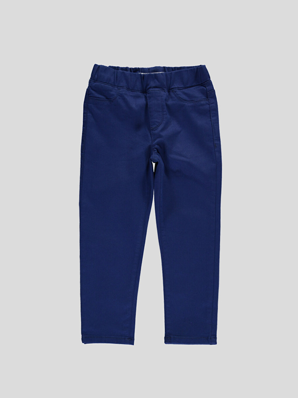 Woman Navy Capri Trousers