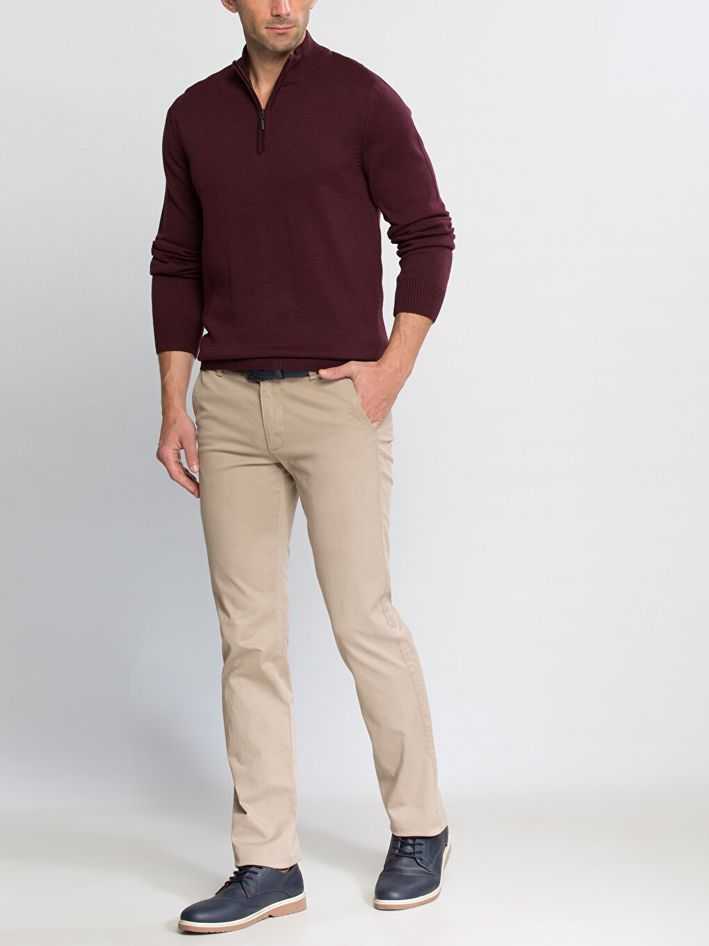 Man Bordeaux Sweater-2
