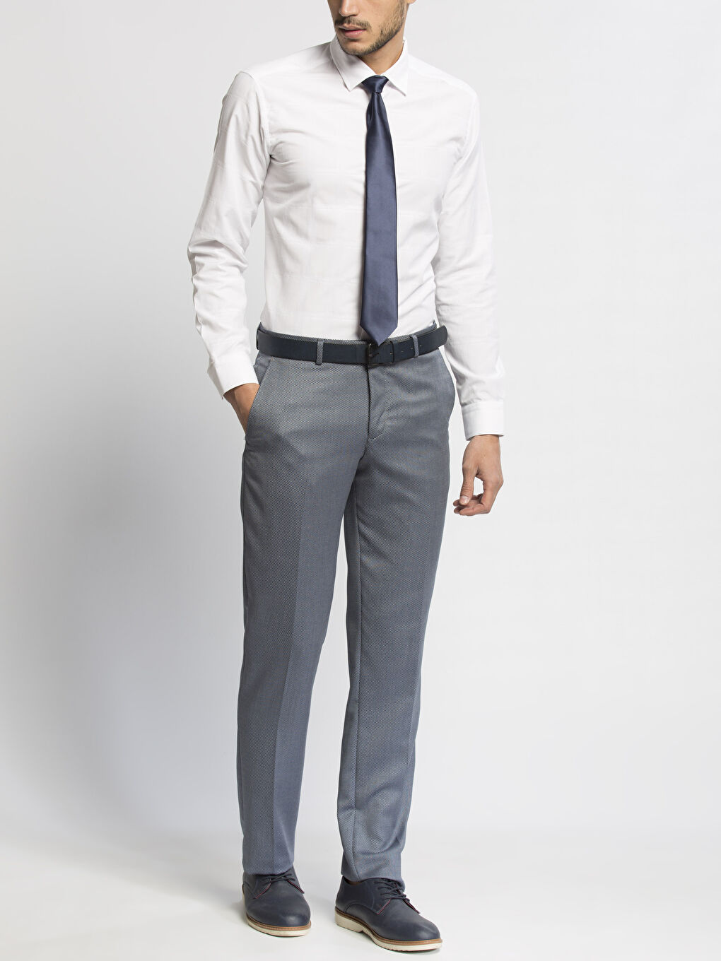 Parlak Beyaz Gömlek-2