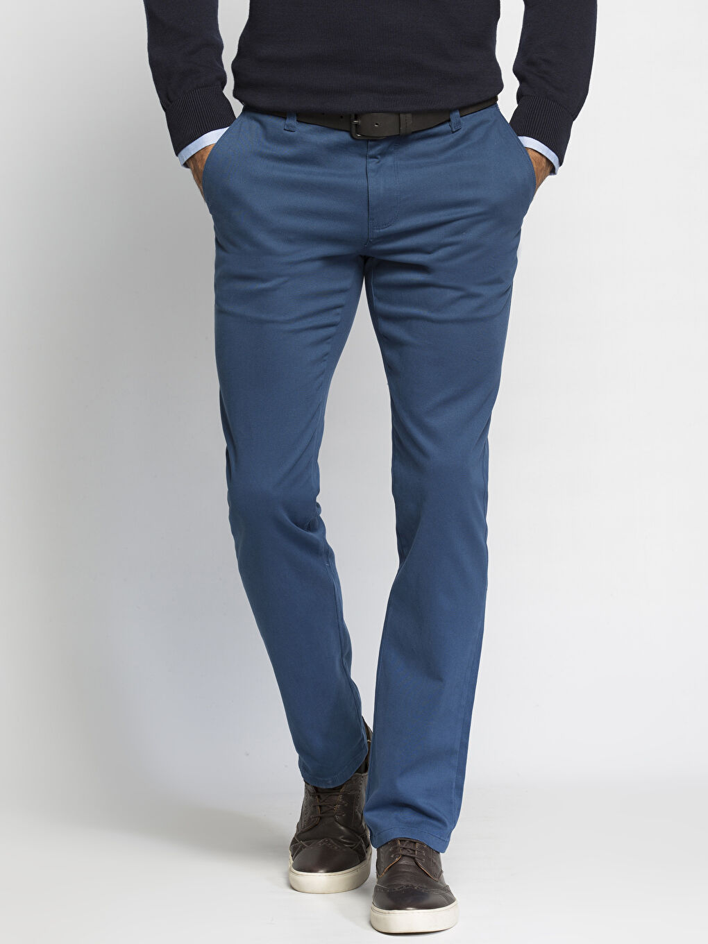 بنطلون تشينو