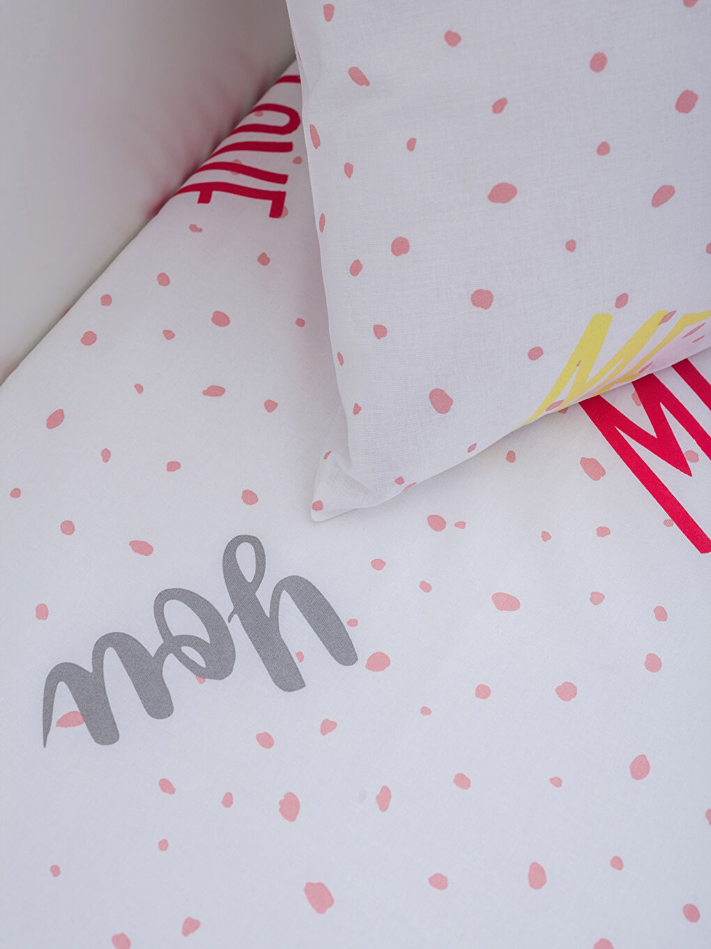 Karışık Baskılı Çocuk Nevresim Takımı-4