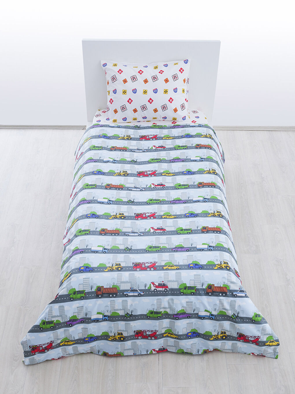 مجموعة كاملة من أغطية اللحاف للأطفال-2