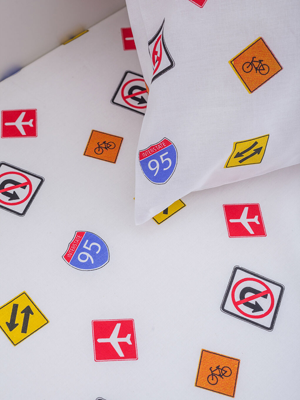 مجموعة كاملة من أغطية اللحاف للأطفال-4