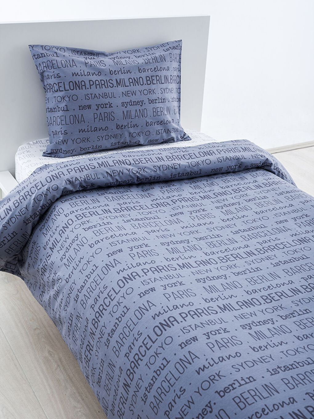 Karışık Baskılı Çocuk Nevresim Takımı-1