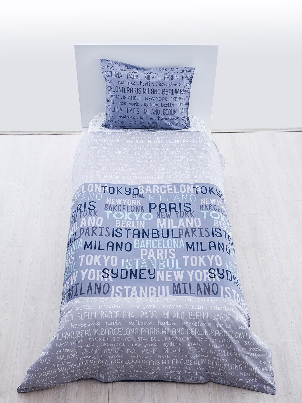 Karışık Baskılı Çocuk Nevresim Takımı-2