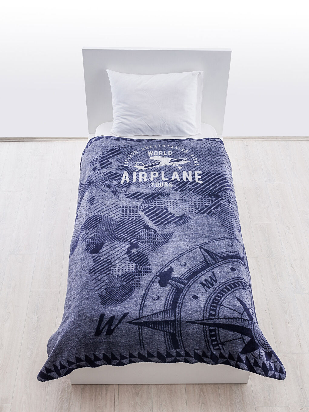 Lacivert Baskılı Çocuk Battaniyesi-2