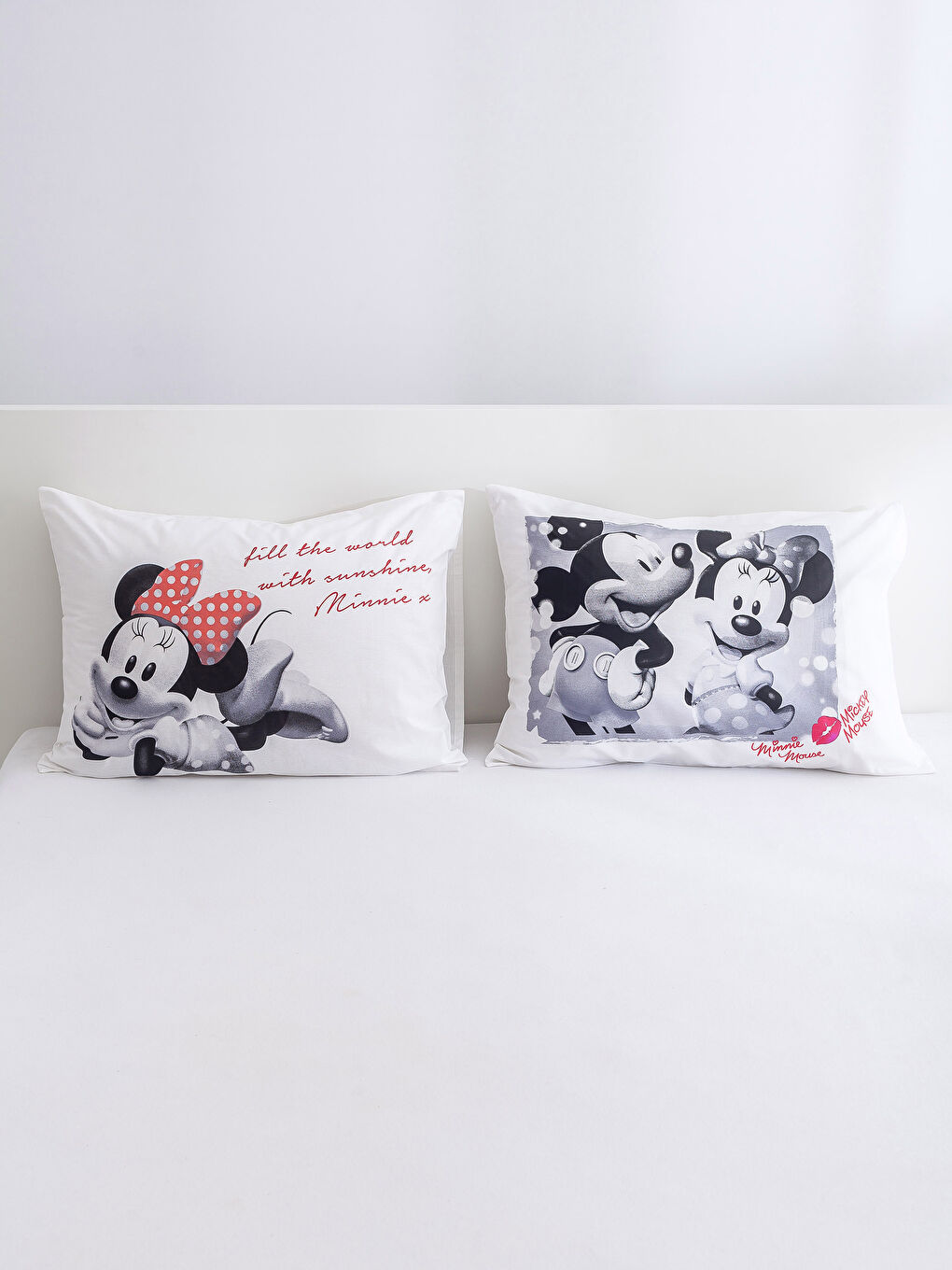 Beyaz Baskılı Çocuk Yastık Kılıfı-1