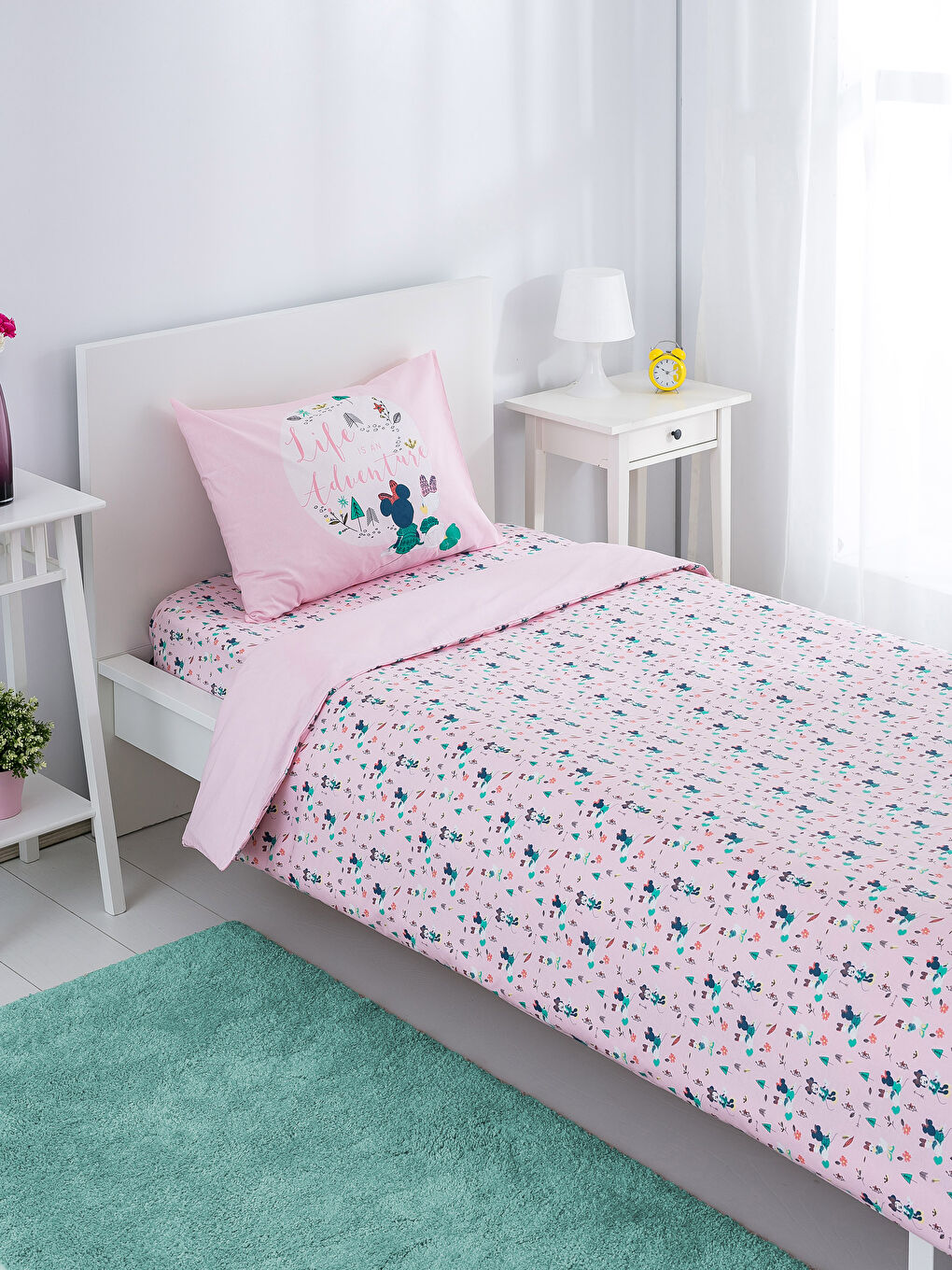 Karışık Baskılı Çocuk Nevresim Takımı-1