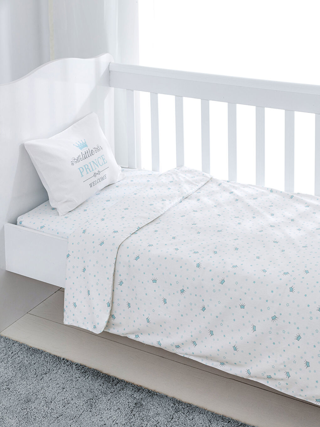 مجموعة كاملة من أغطية لحاف الأطفال