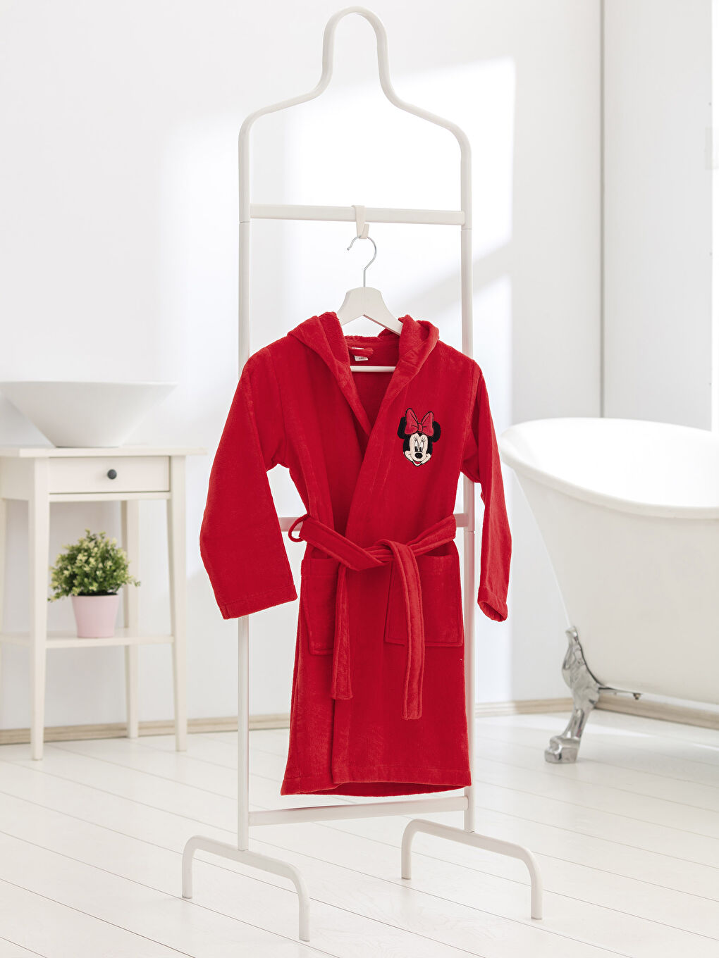 LCW HOME Girl RED Kids' Bathrobe -8SB555Z4-681