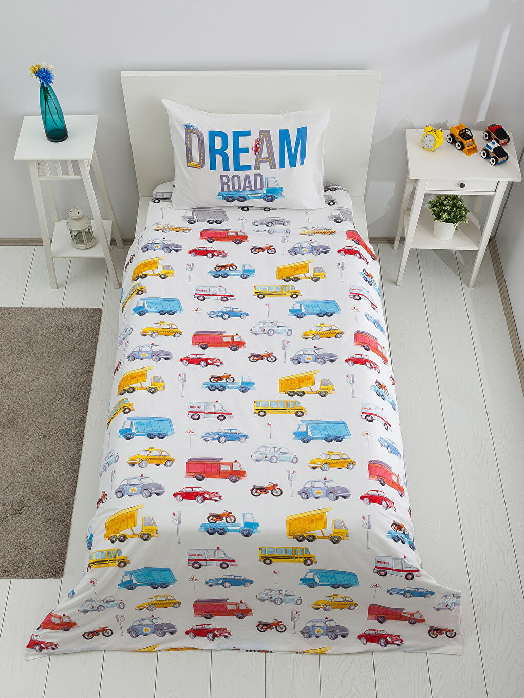 Karışık Baskılı Çocuk Nevresim Takımı-1