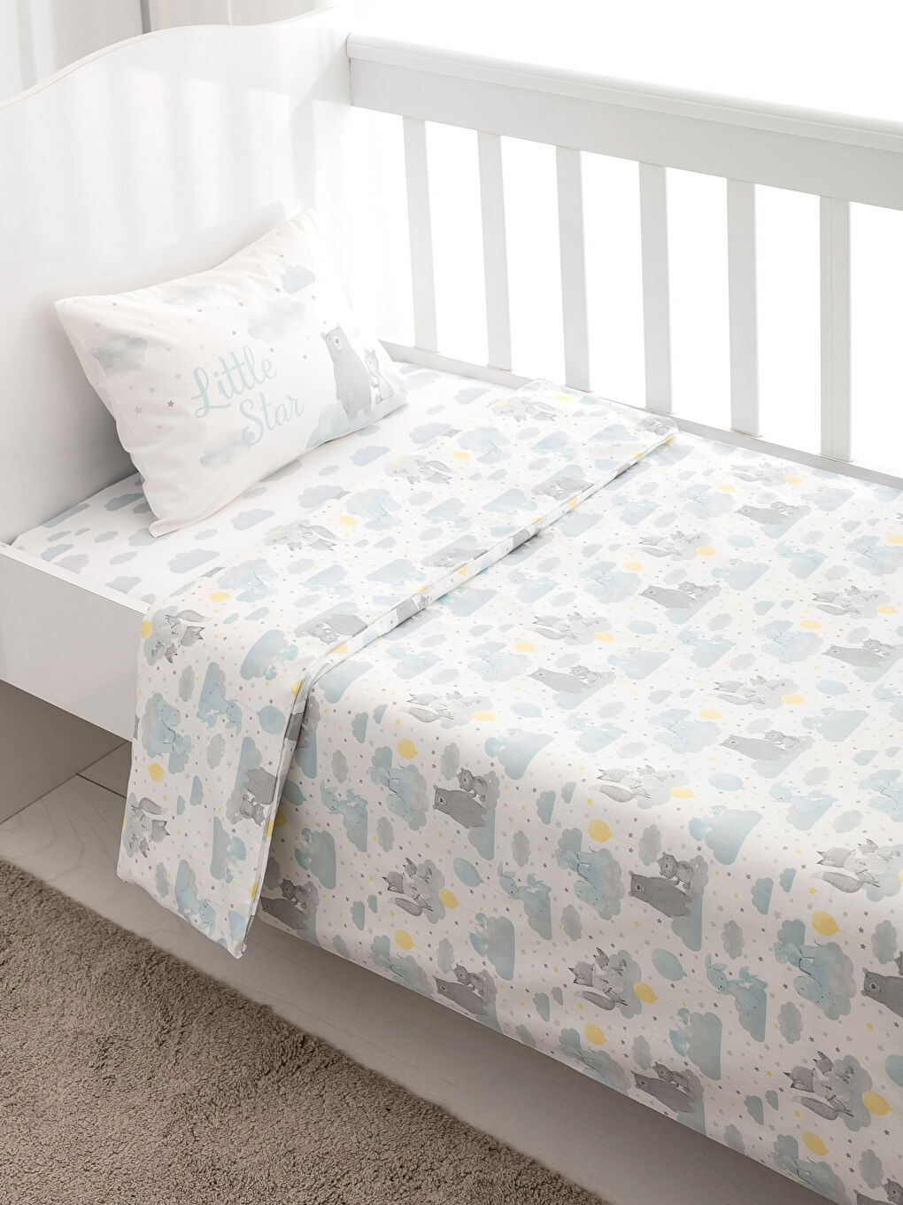 مجموعة كاملة من أغطية لحاف الأطفال