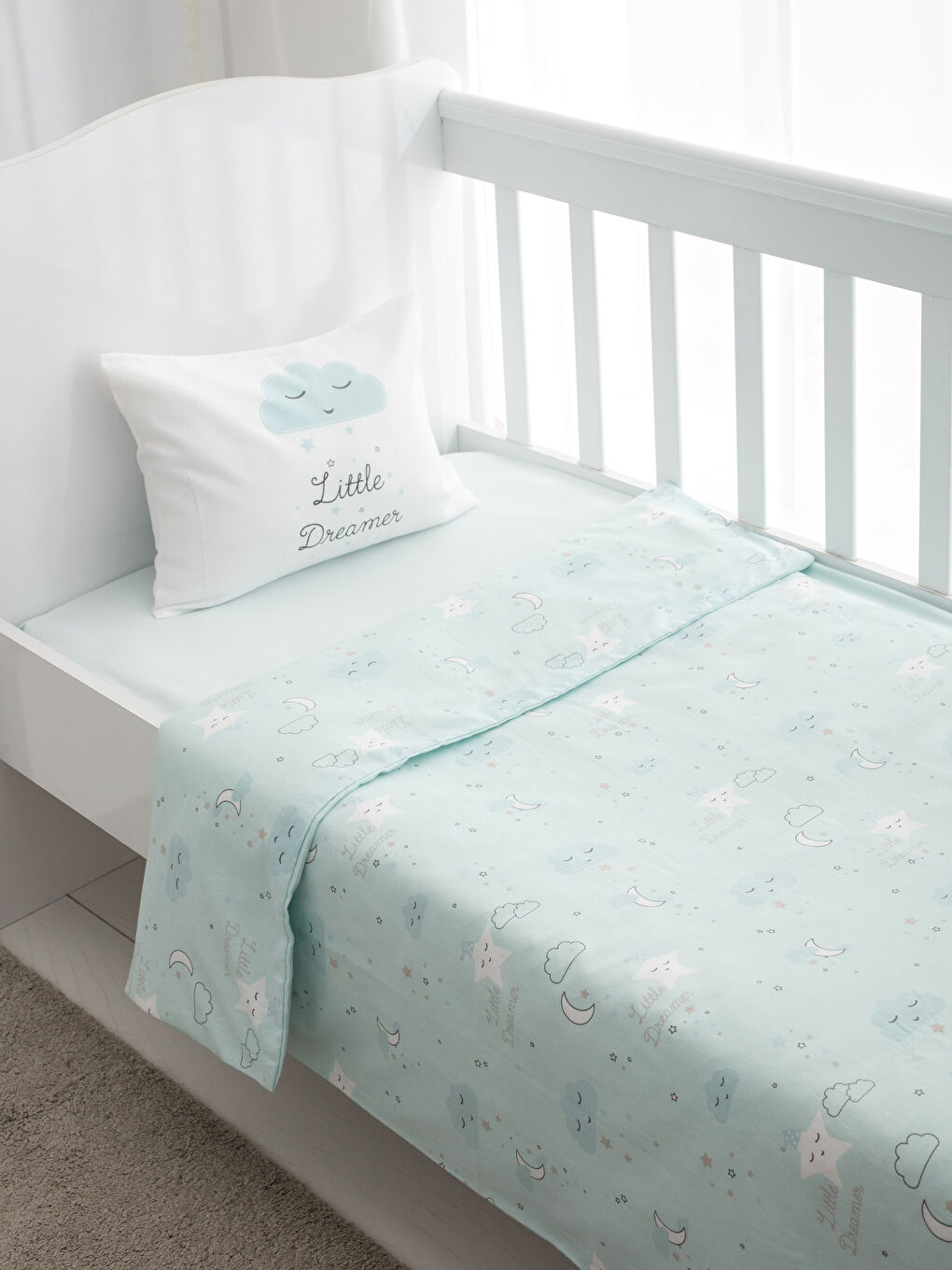 مجموعة كاملة من أغطية لحاف الأطفال