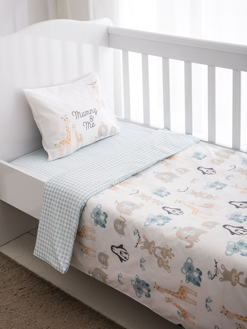 Karışık Baskılı Bebek Nevresim Takımı