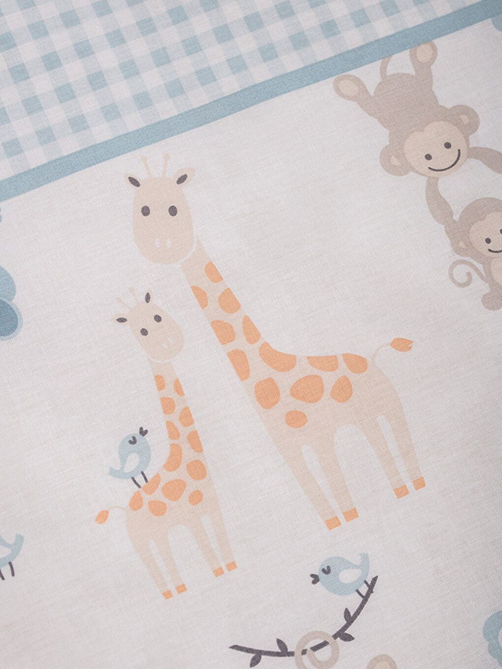 Karışık Baskılı Bebek Nevresim Takımı-4